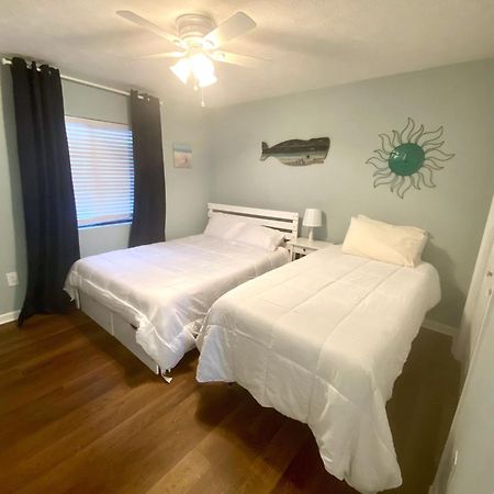 Beautiful Beachfront-Oceanfront First Floor 2Br 2Ba Condo In Cherry Grove, North Myrtle Beach! Renovated With A Fully Equipped Kitchen, 3 Separate Beds, Pool, Private Patio & Steps To The Sand! Buitenkant foto