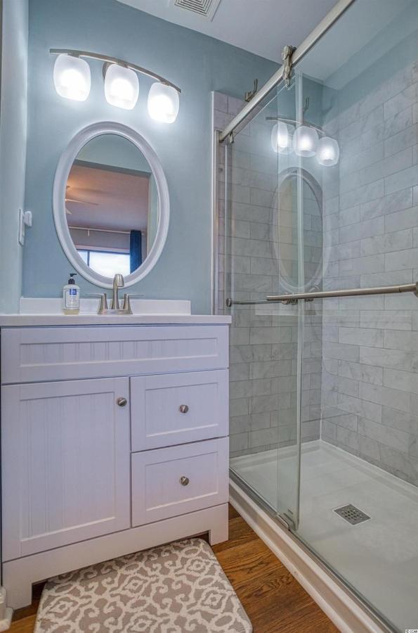 Beautiful Beachfront-Oceanfront First Floor 2Br 2Ba Condo In Cherry Grove, North Myrtle Beach! Renovated With A Fully Equipped Kitchen, 3 Separate Beds, Pool, Private Patio & Steps To The Sand! Buitenkant foto